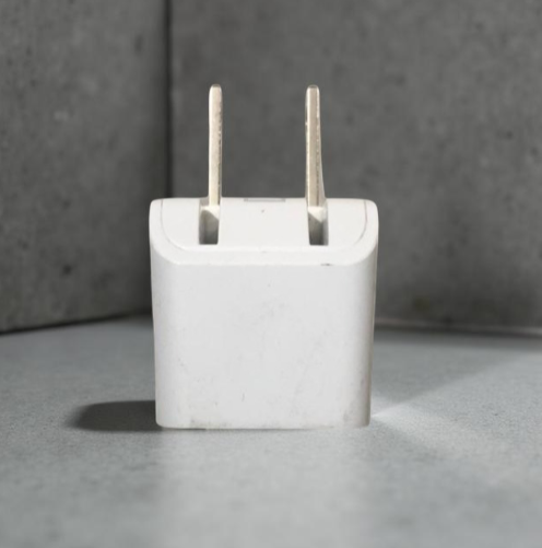 Apple 5W Charging Adapter (2 Pin)